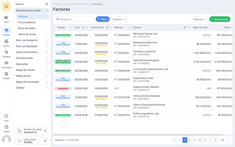 A lista de facturas do KwanzaGest Desktop, com o estado, o vencimento, o cliente e o valor em falta de cada uma